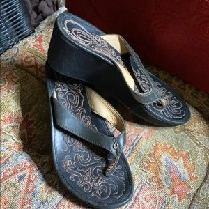 Olukai wedge sandals